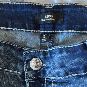 True Religion Midrise bootcut jeans SIZE 36.